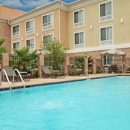 Holiday Inn Express & Suites Alexandria, An Ihg Hotel Exterior foto